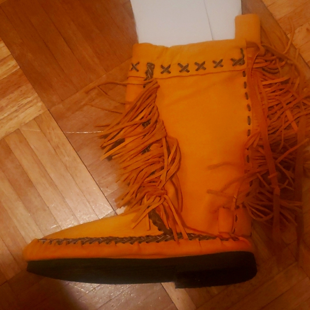 Indian leather boots